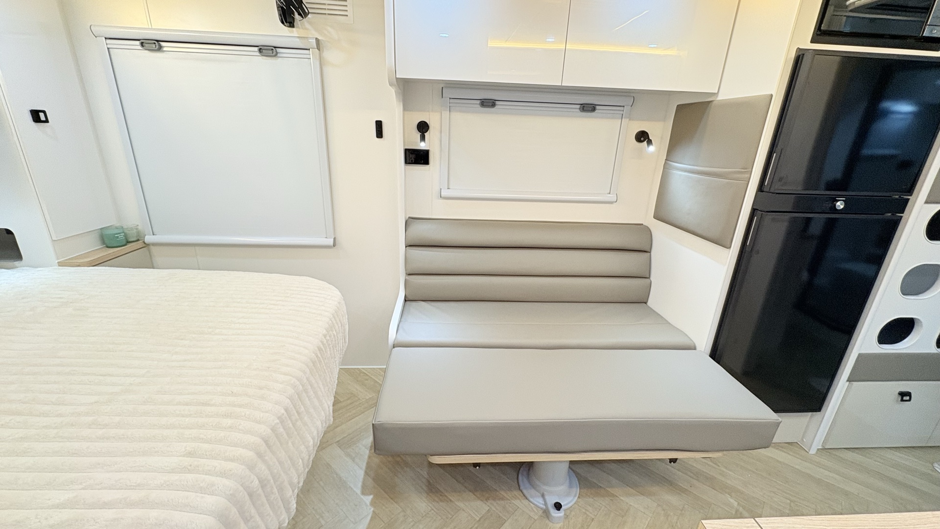 Grand Rover 19.6 Interior Detail